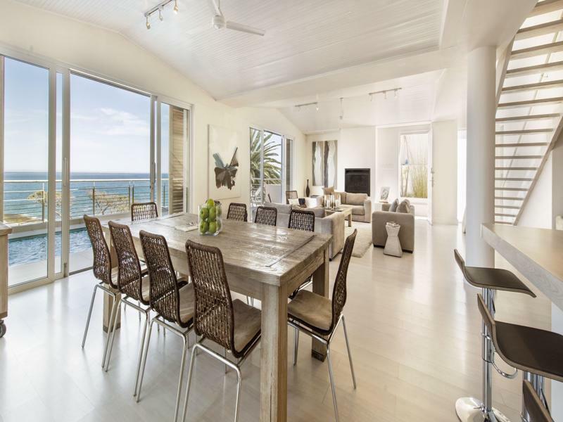Blue Views Penthouse Beachfront Apartment With Pool Кейптаун Екстериор снимка